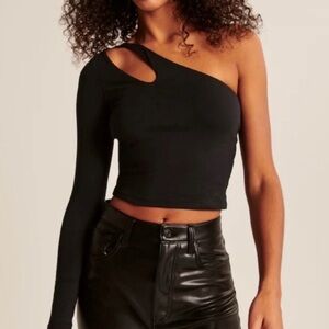 Abercrombie & Fitch Asymmetrical Long Sleeve Top